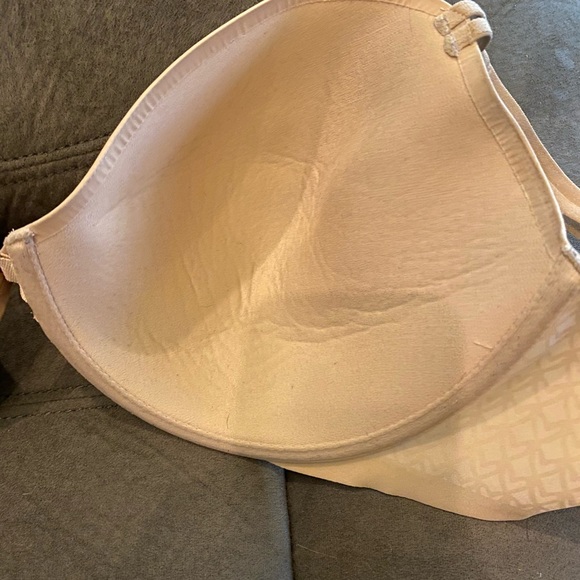 Victoria Secret Lined Demi Bra - Picture 5 of 6